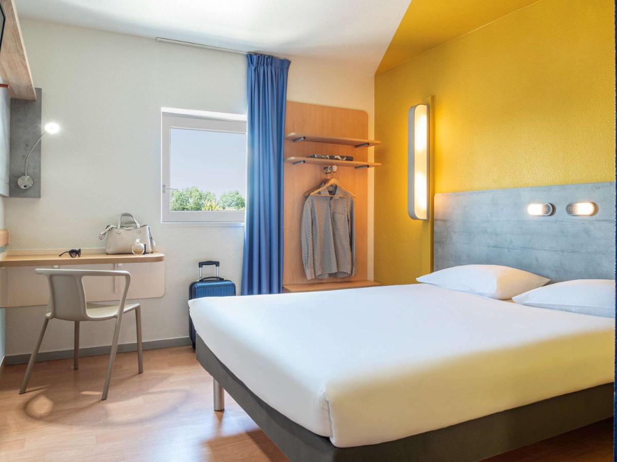 Ibis Budget Grigny Centre Exterior photo